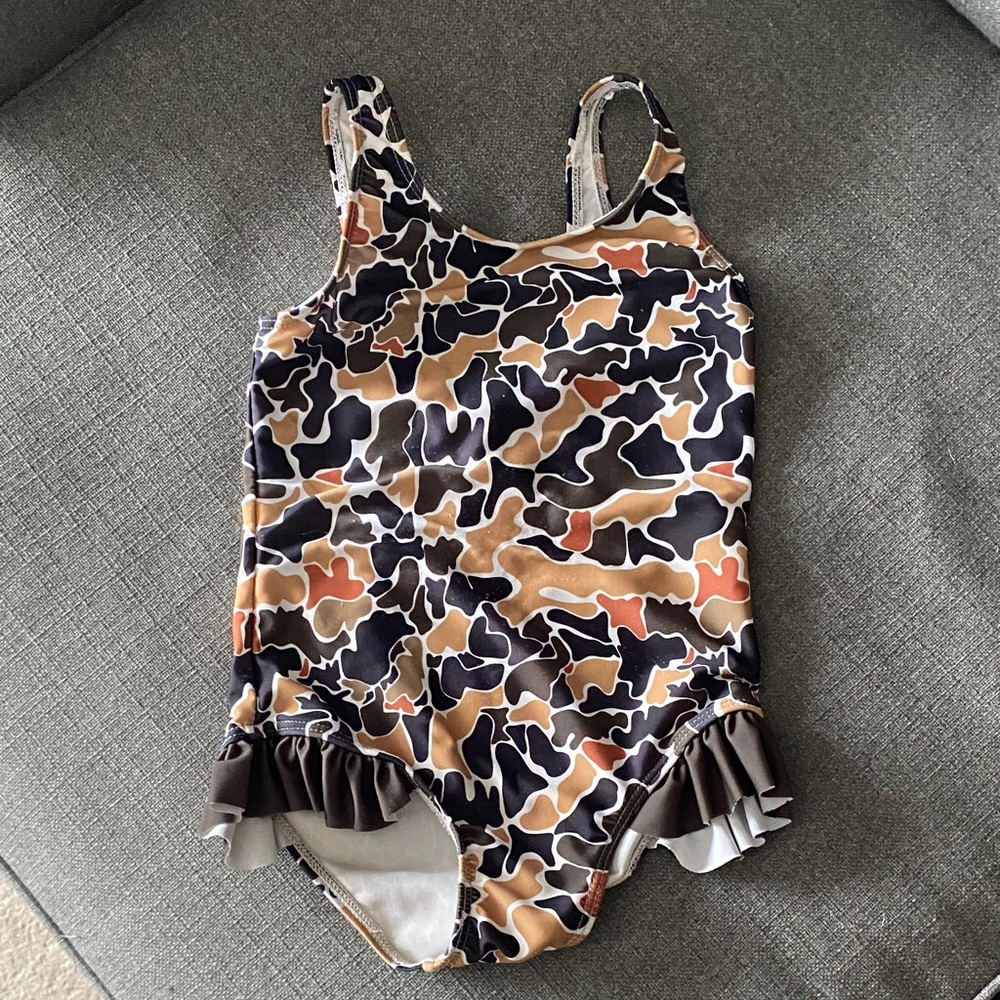 Girls Camo Print Ruffle One-Piece Swimsuit - Brown Black Tan